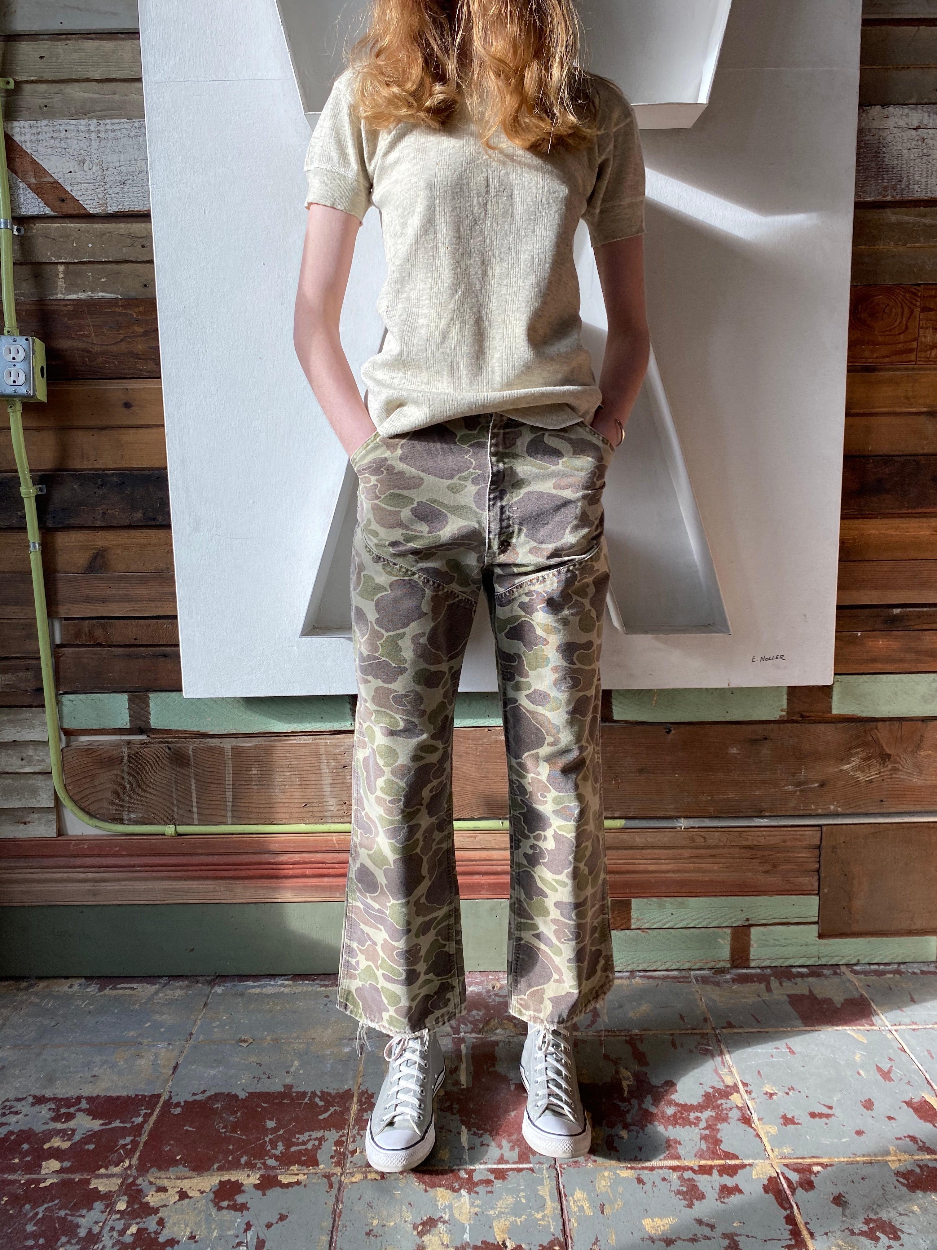 Camo best sale carhartt pants