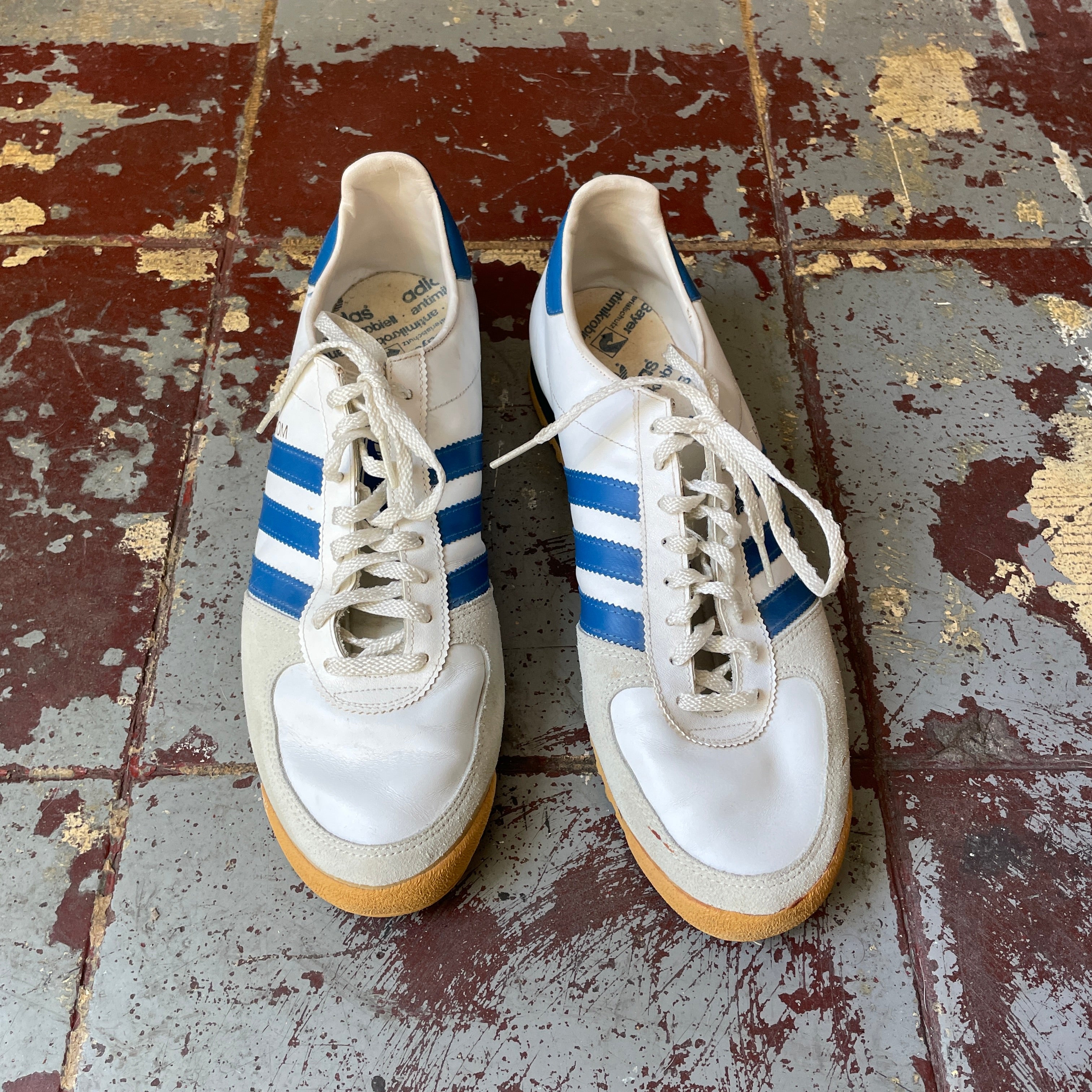 Adidas hot sale 80s trainers