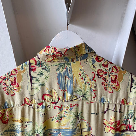 Rayon Hawaiian Shirt - Medium