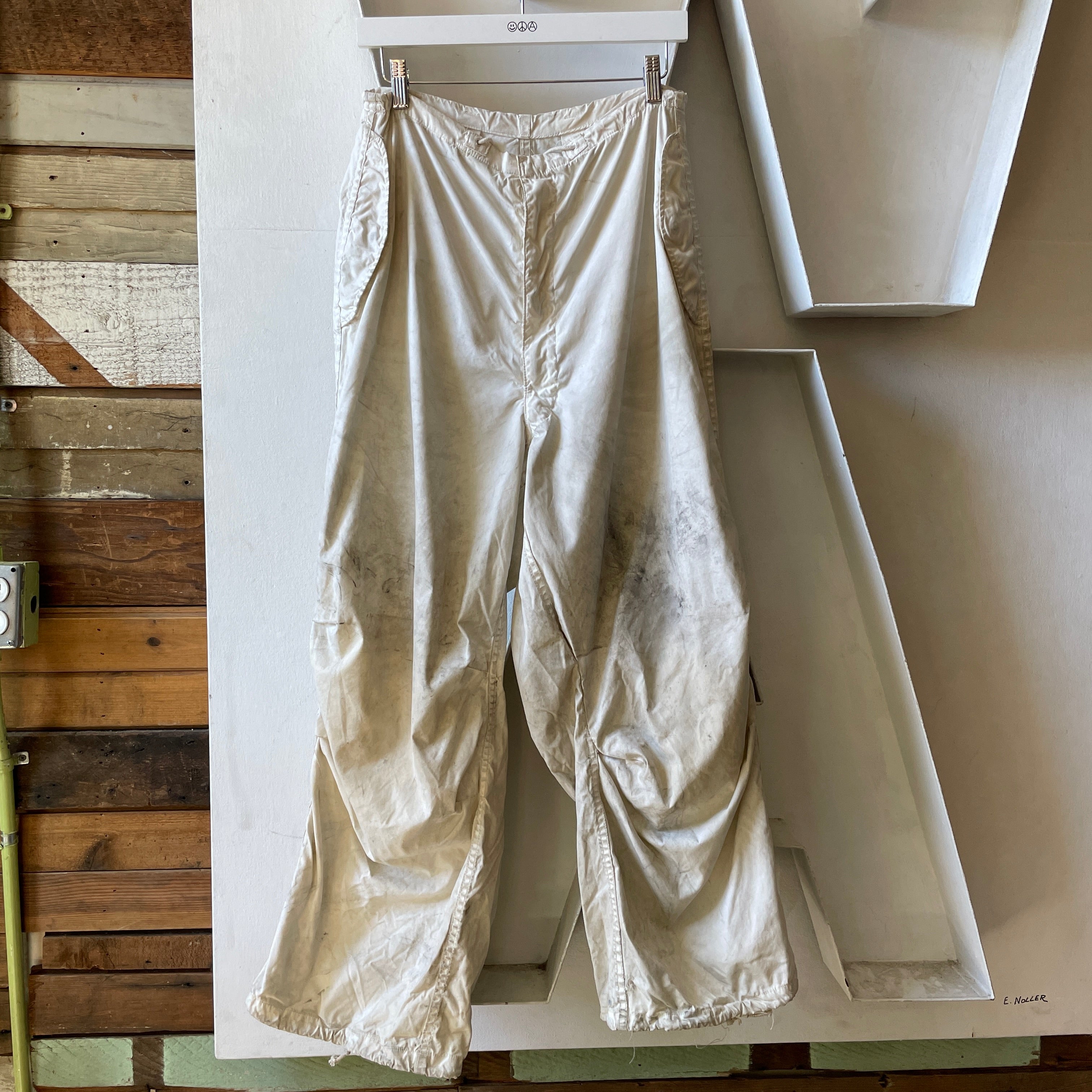 80’s Military Snow Camo Pants - 26”-28” x 27”